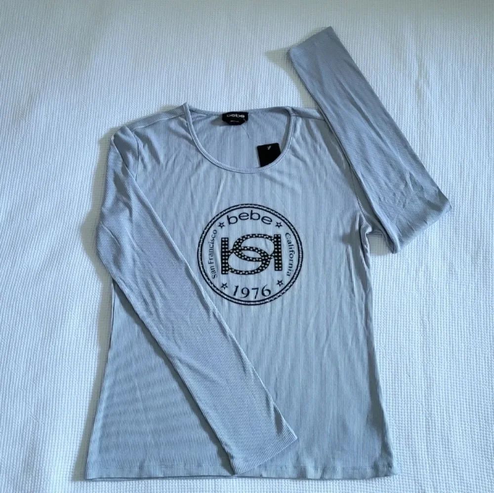 bebe Long Sleeve Top in Infinity♾ - NWT